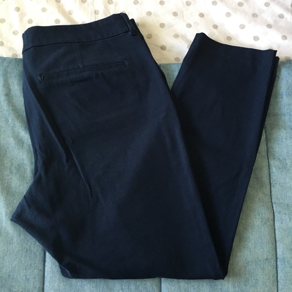 Old Navy Dark Blue Pixie Ankle Pants